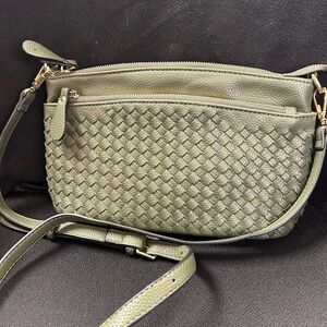 NWT MC HANDBAGS Maloney Bag 6043